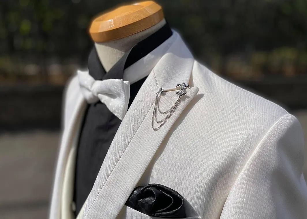 カラータキシード