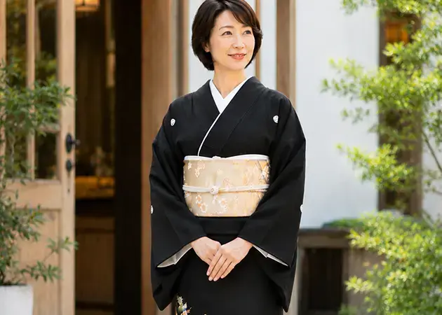 黒留袖・色留袖